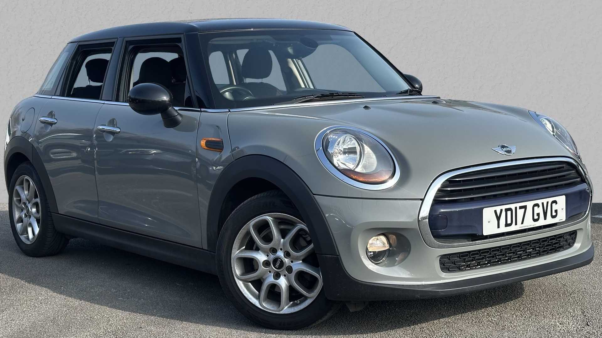 Main listing image - MINI Hatchback 5dr