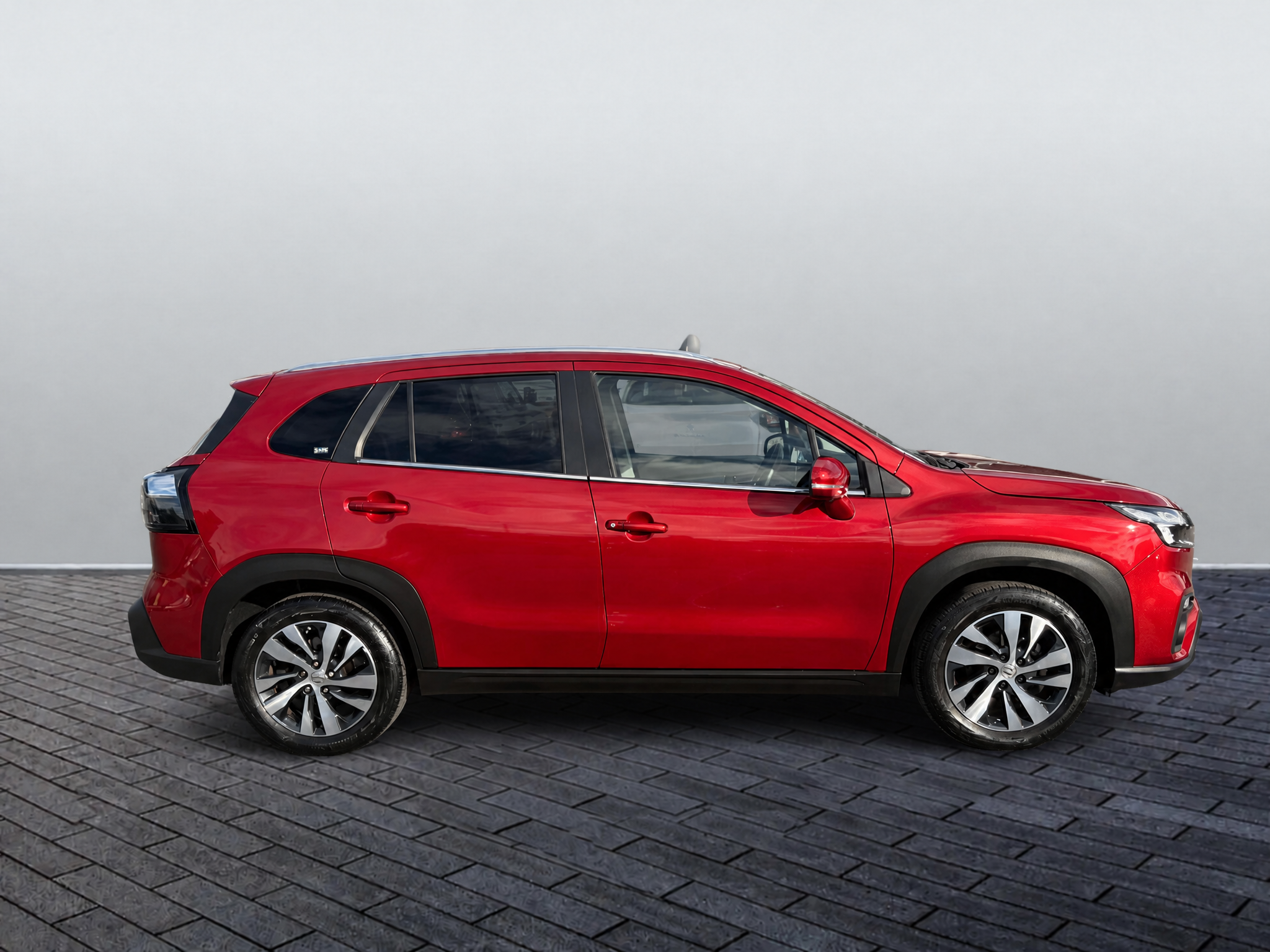 Main listing image - Suzuki S-Cross
