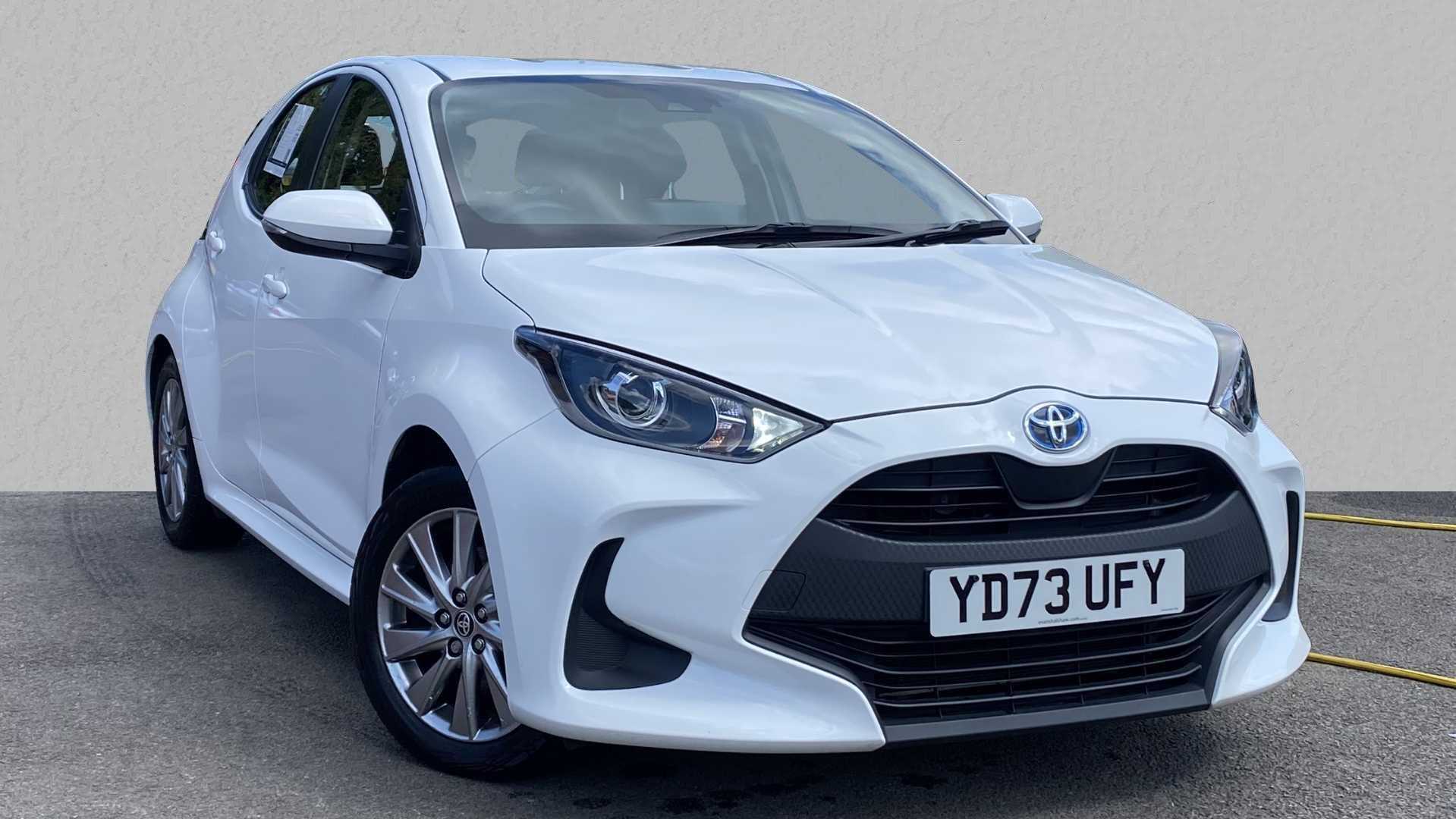 Main listing image - Toyota Yaris