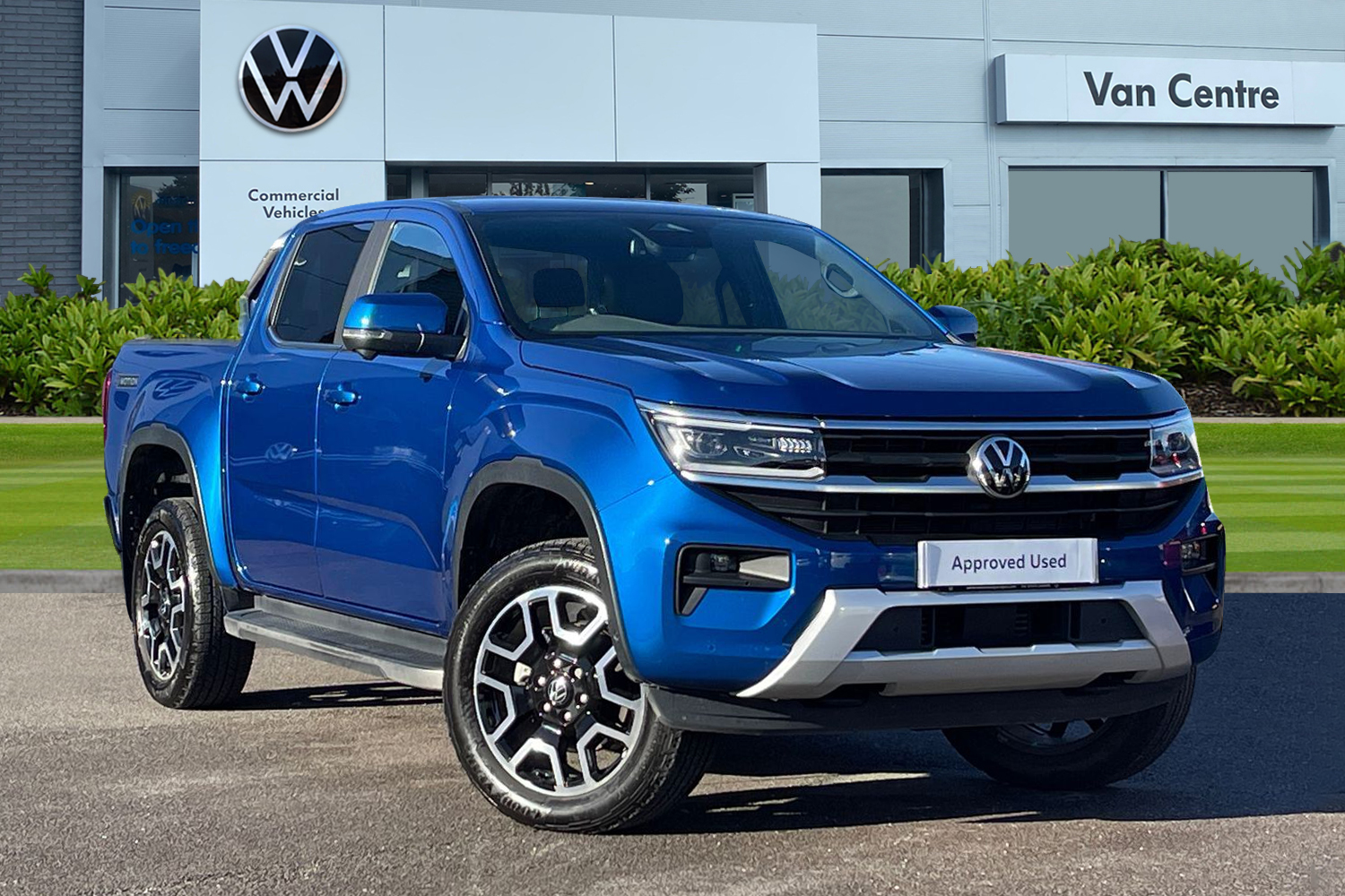 Main listing image - Volkswagen Amarok