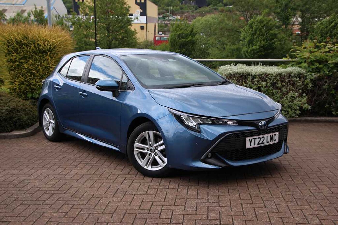 Main listing image - Toyota Corolla