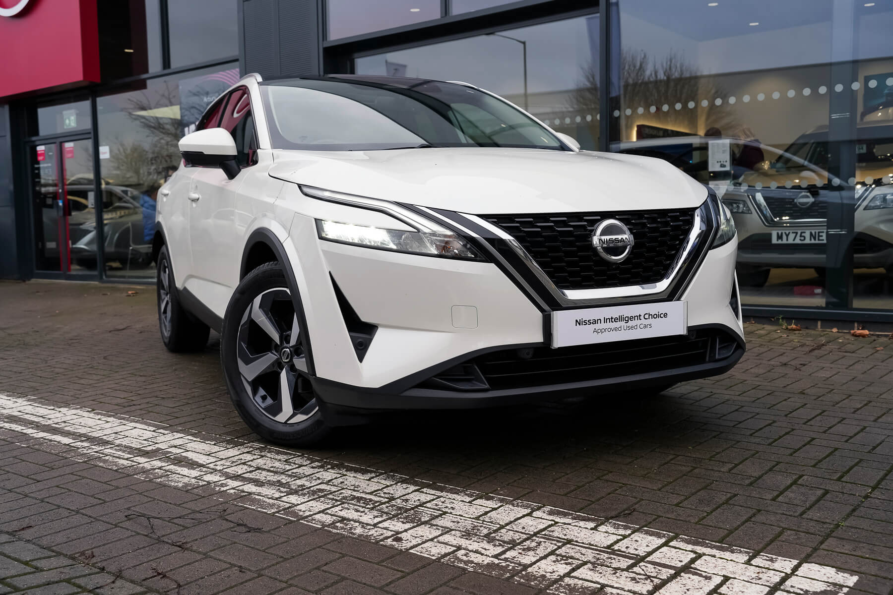 Main listing image - Nissan Qashqai