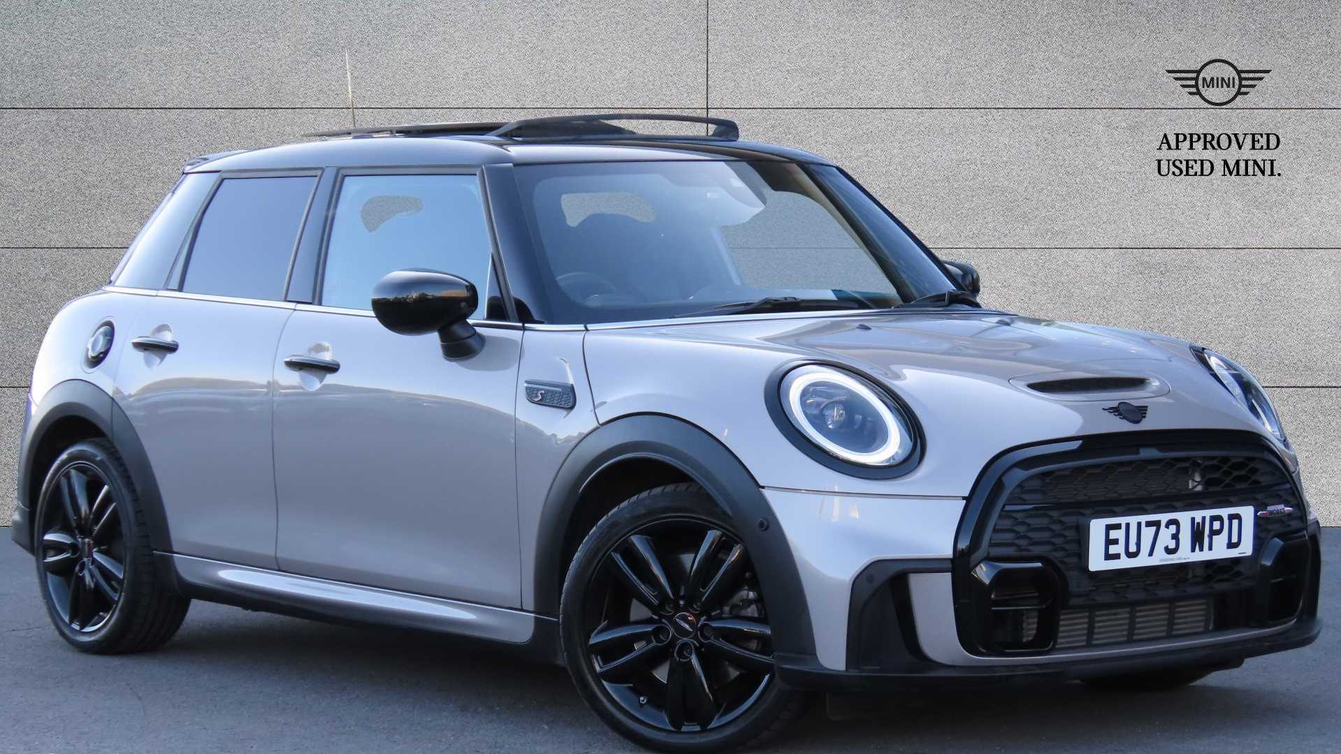 Main listing image - MINI Hatchback 5dr