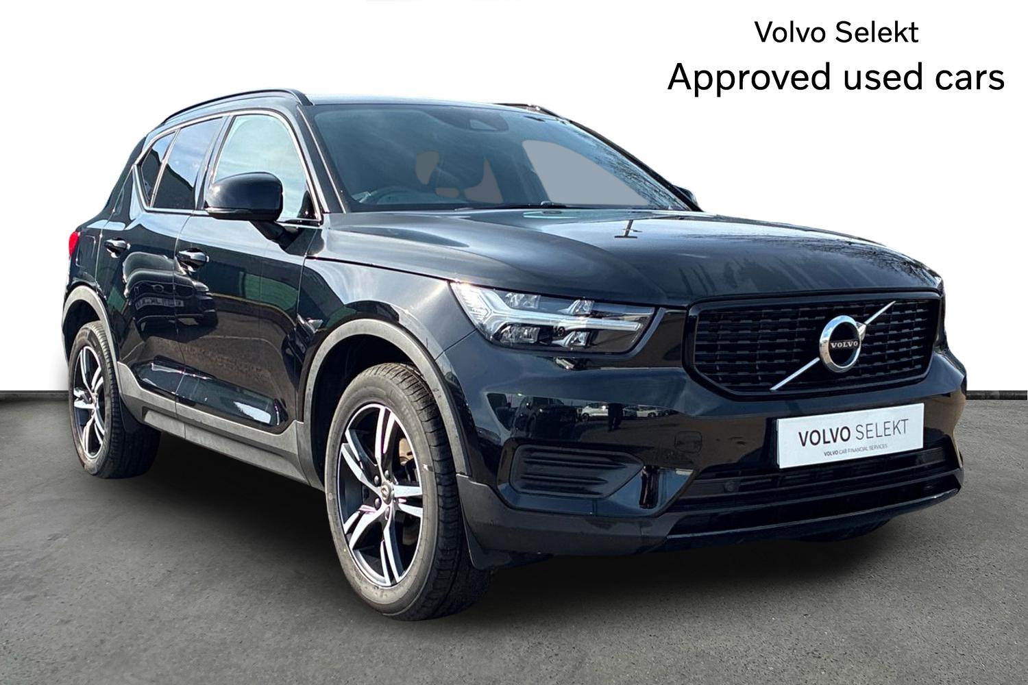 Main listing image - Volvo XC40