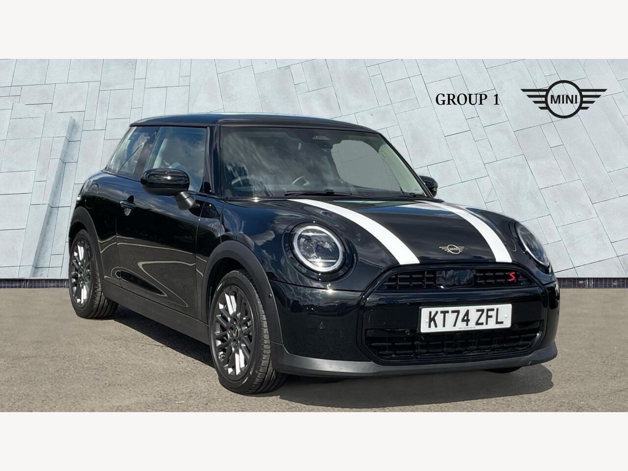 Main listing image - MINI Hatchback