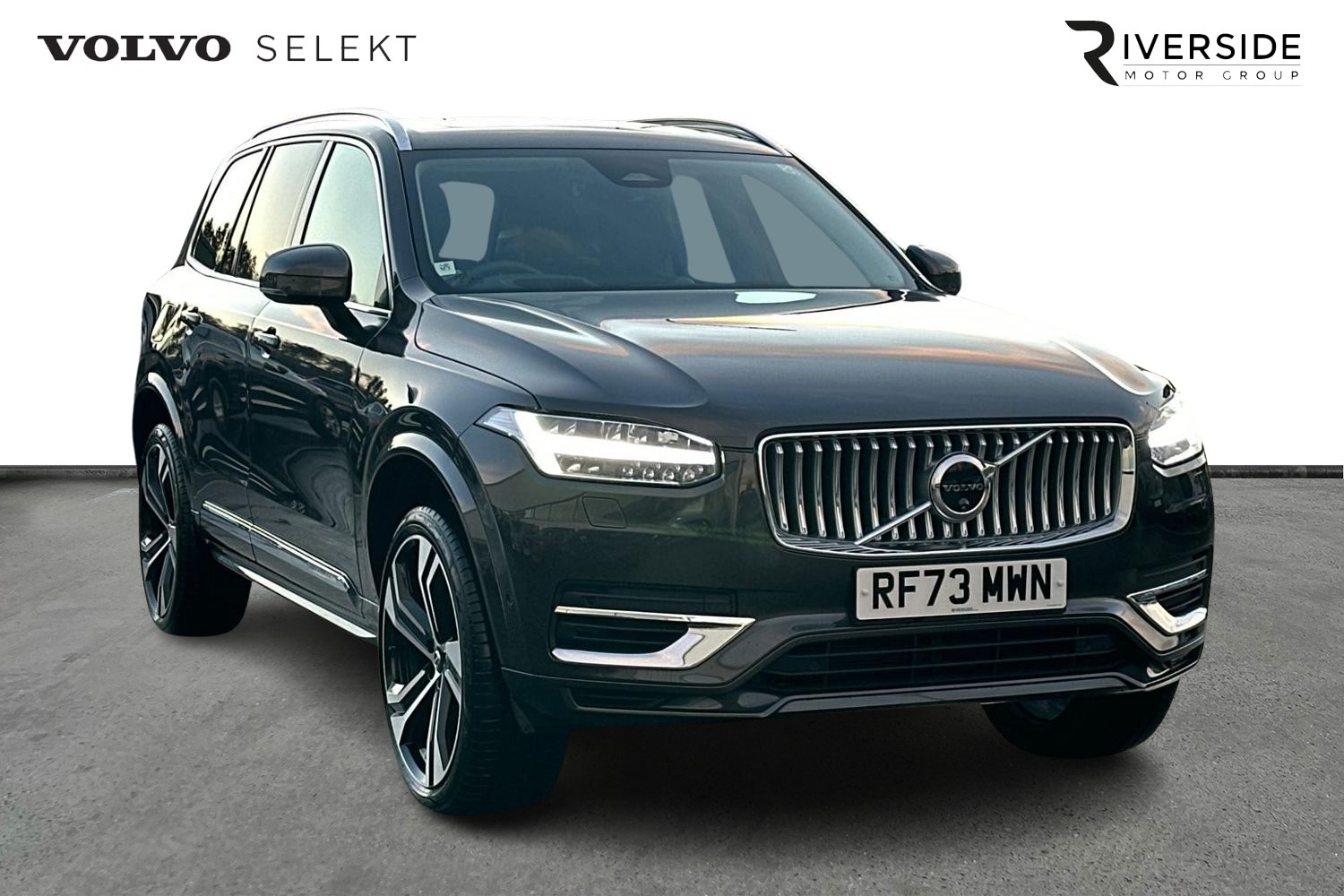 Main listing image - Volvo XC90