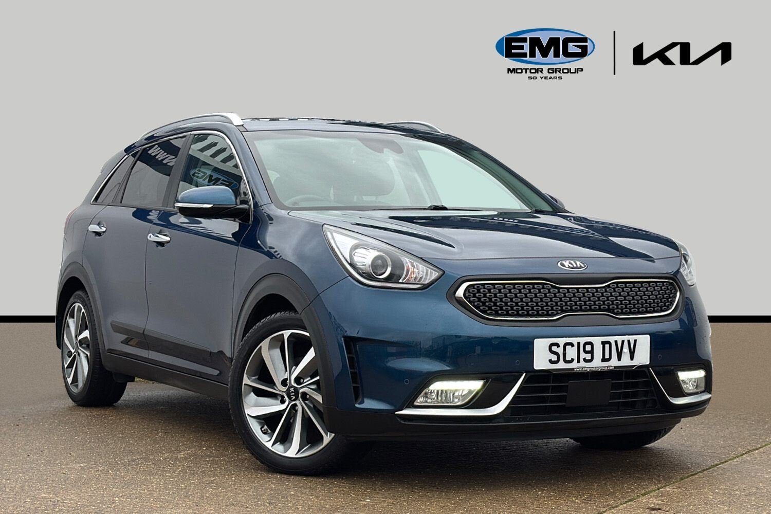 Main listing image - Kia Niro