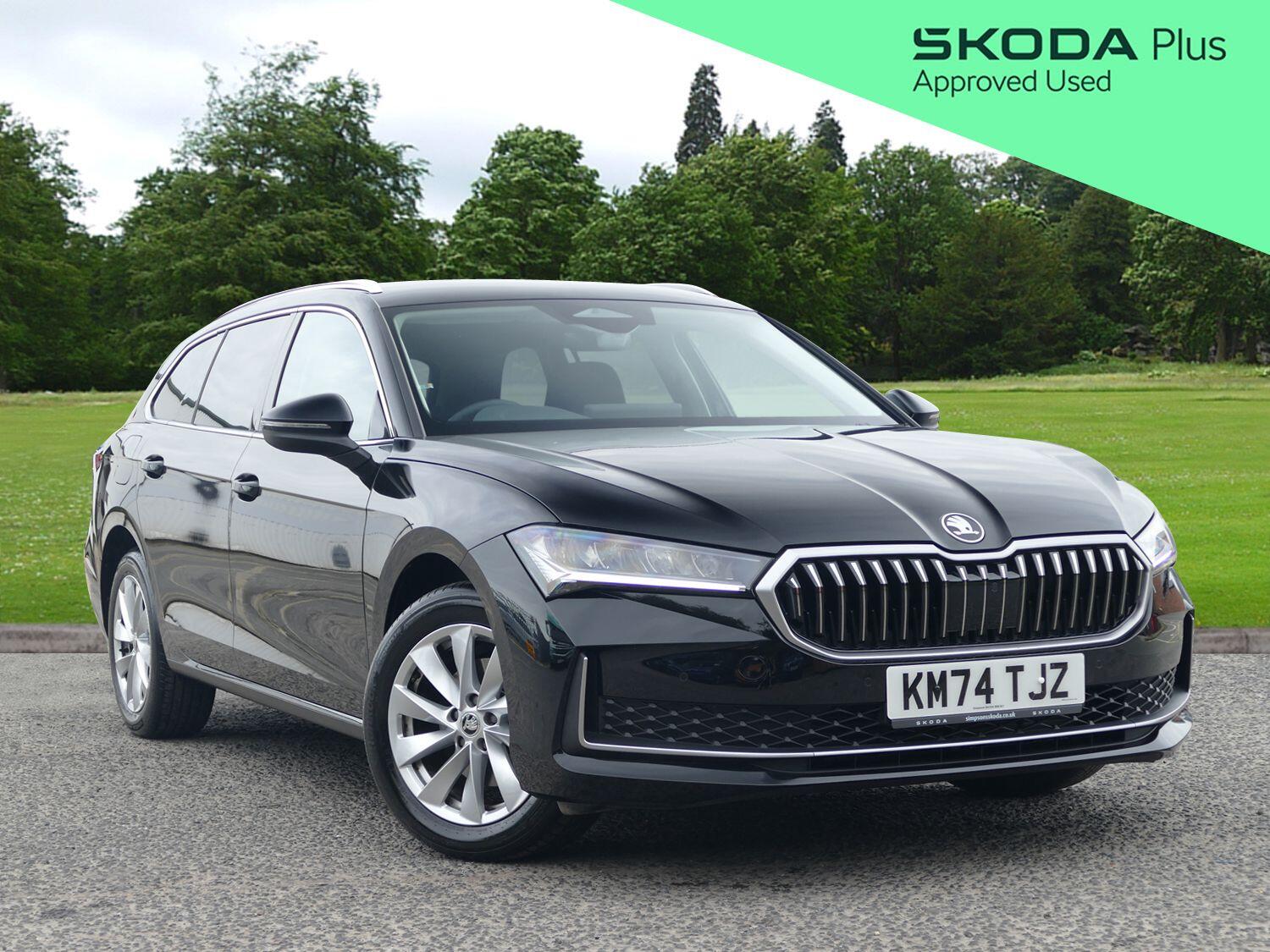 Main listing image - Skoda Superb Estate