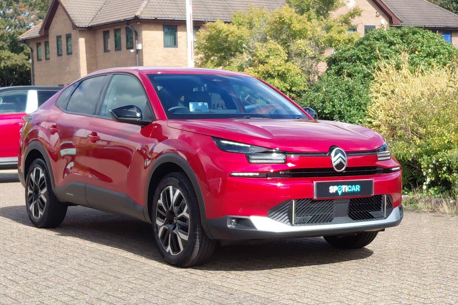 Main listing image - Citroen C4 X