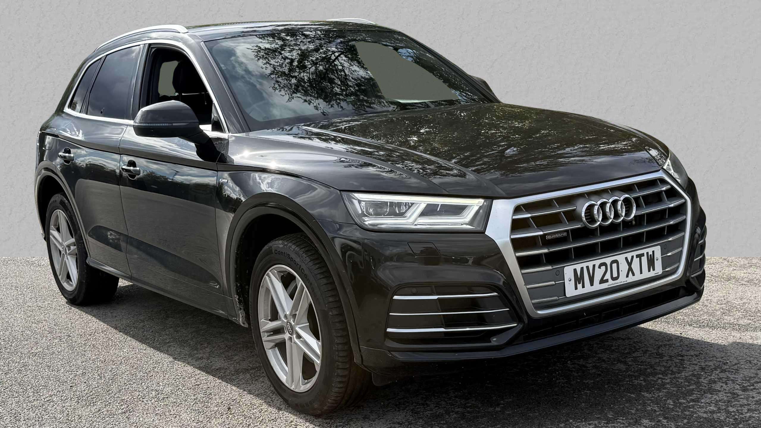 Main listing image - Audi Q5