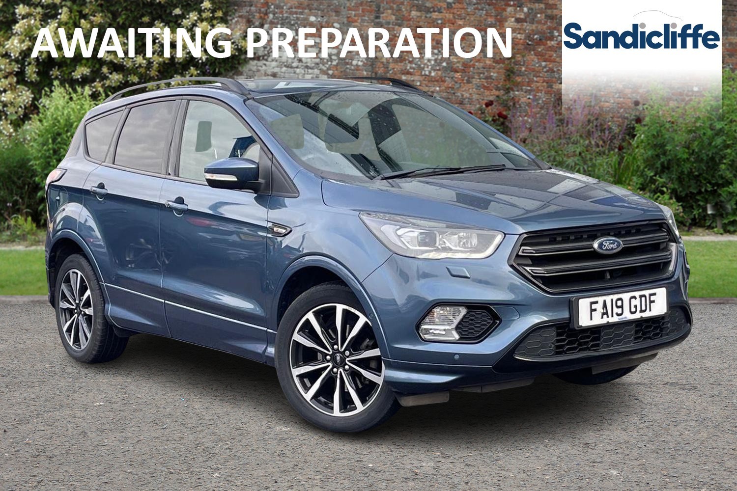 Main listing image - Ford Kuga