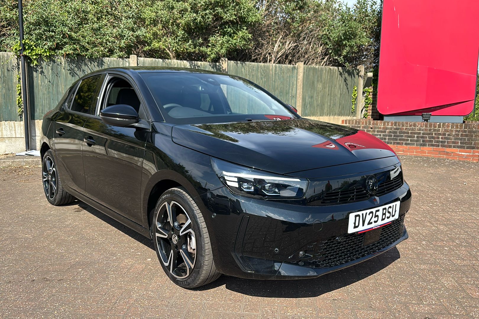 Main listing image - Vauxhall Corsa