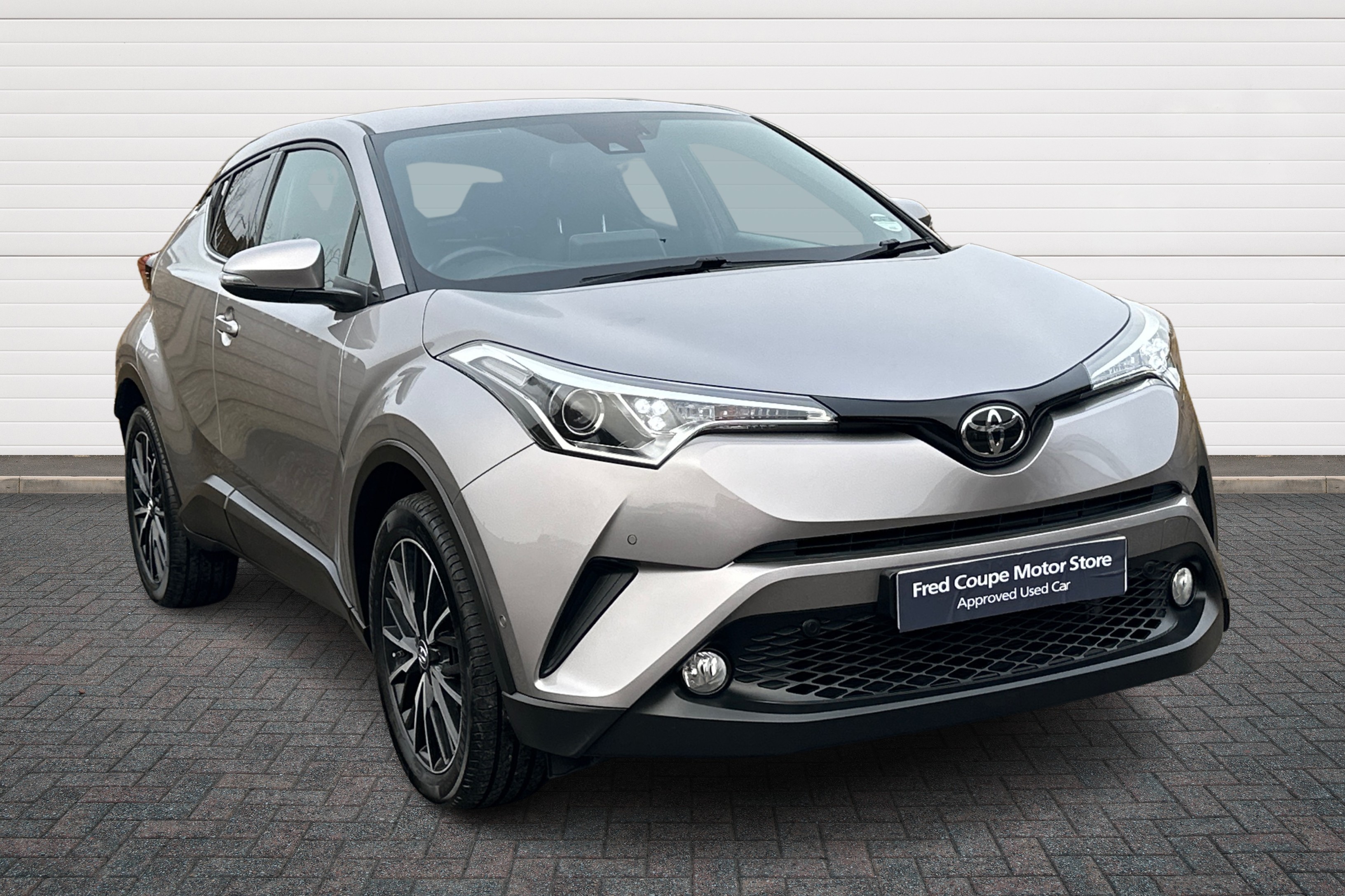 Main listing image - Toyota C-HR