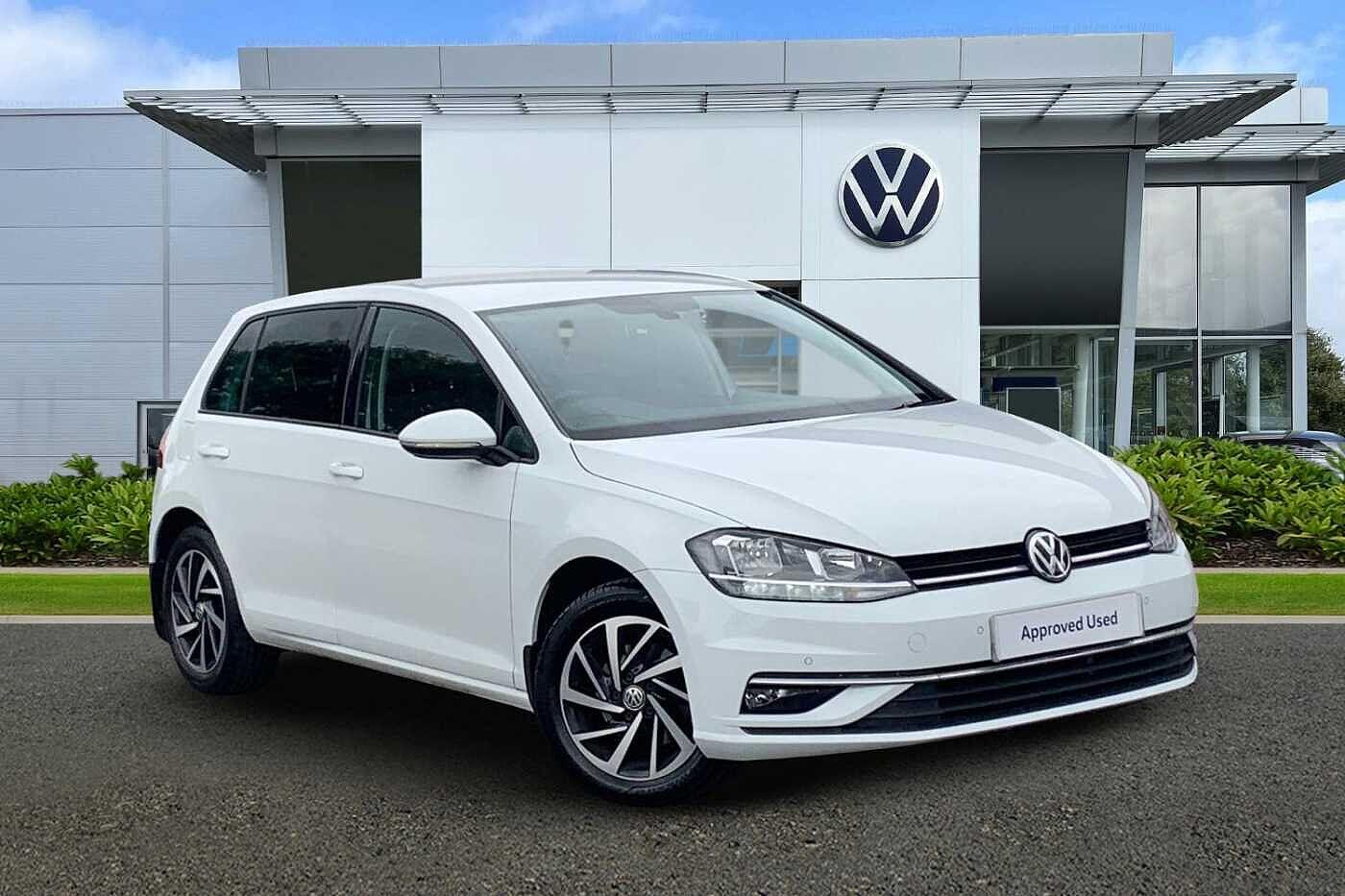 Main listing image - Volkswagen Golf