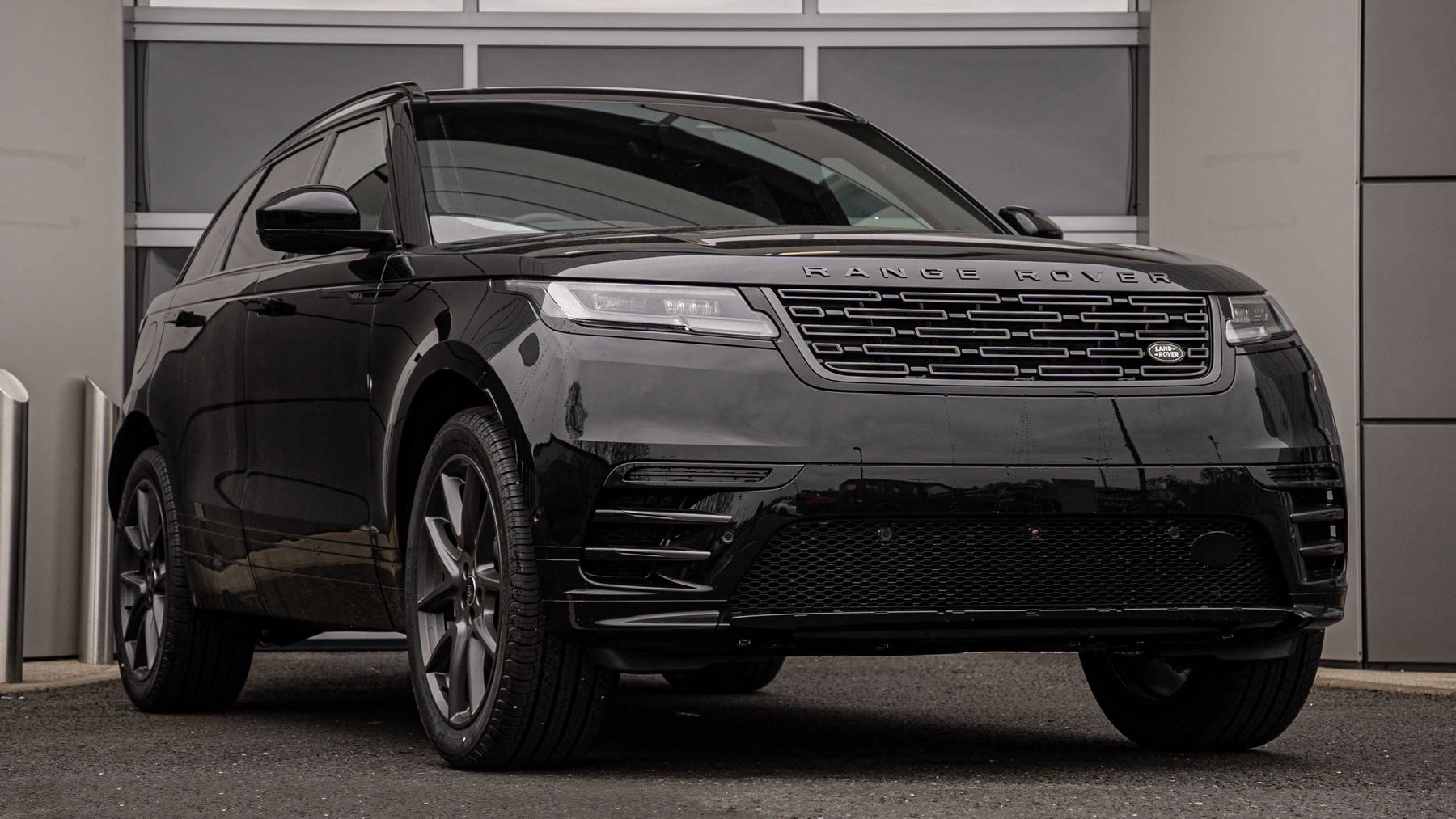 Main listing image - Land Rover Range Rover Velar