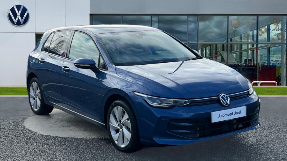 Main listing image - Volkswagen Golf