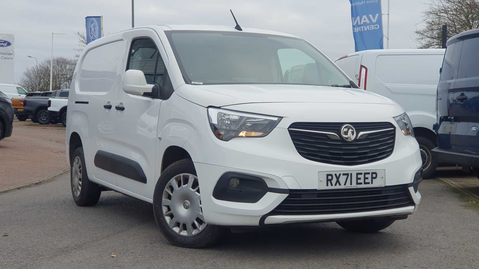 Main listing image - Vauxhall Combo Cargo