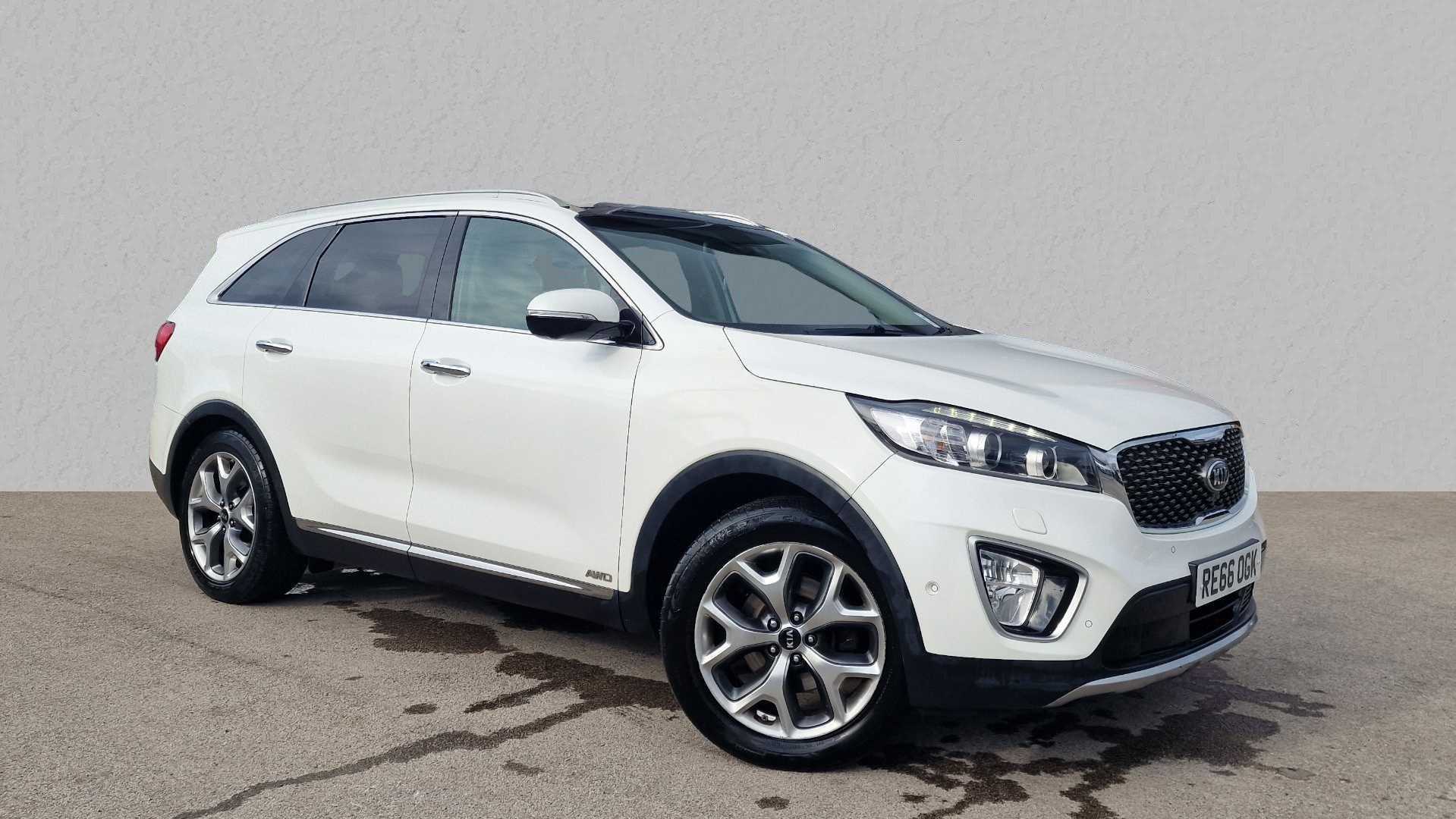 Main listing image - Kia Sorento