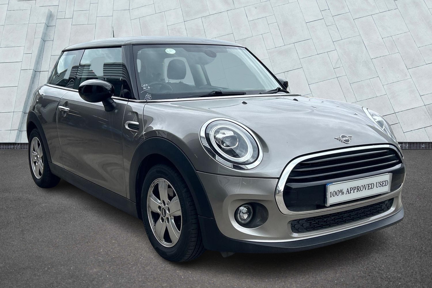Main listing image - MINI Hatchback