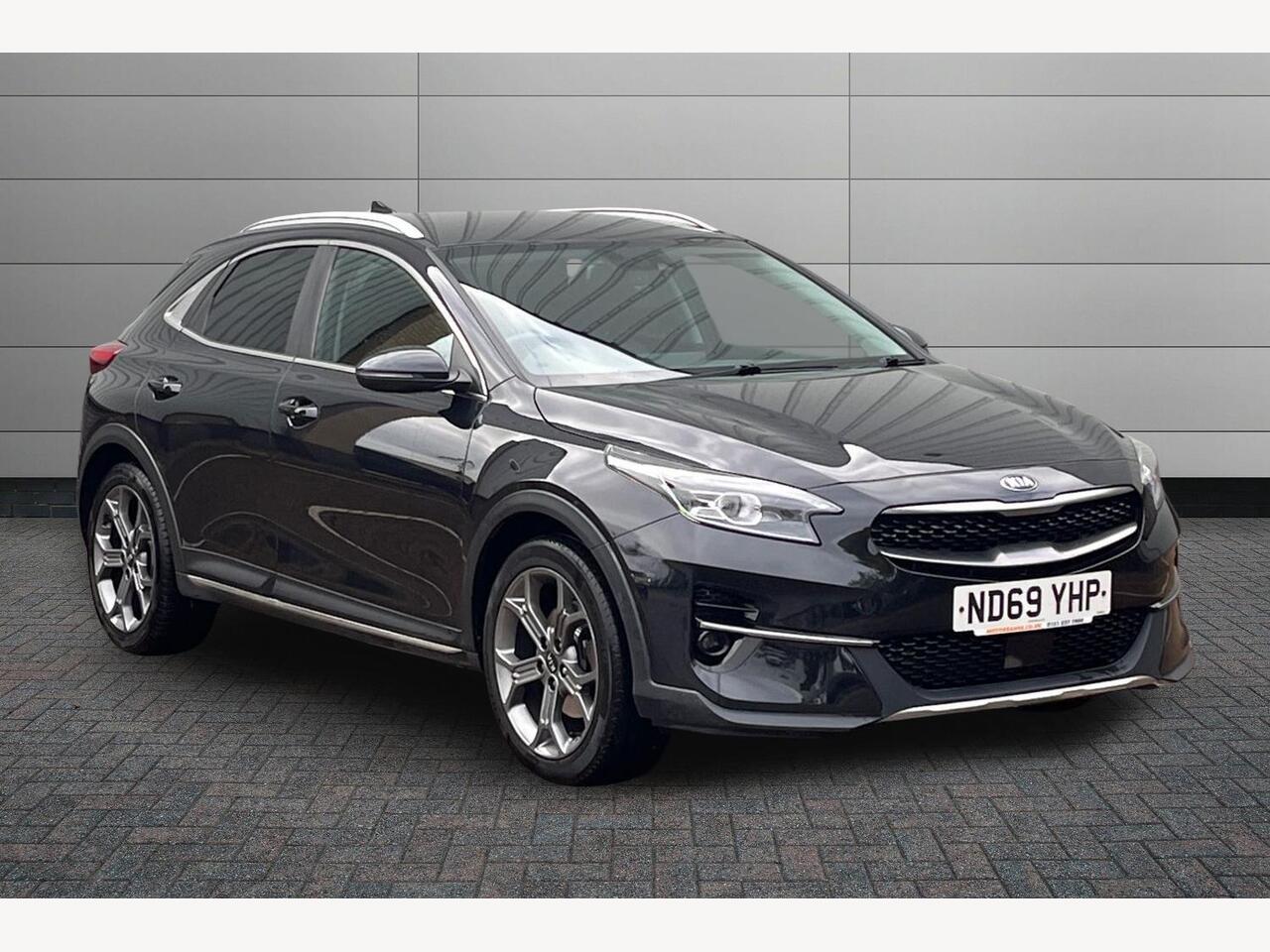 Main listing image - Kia XCeed