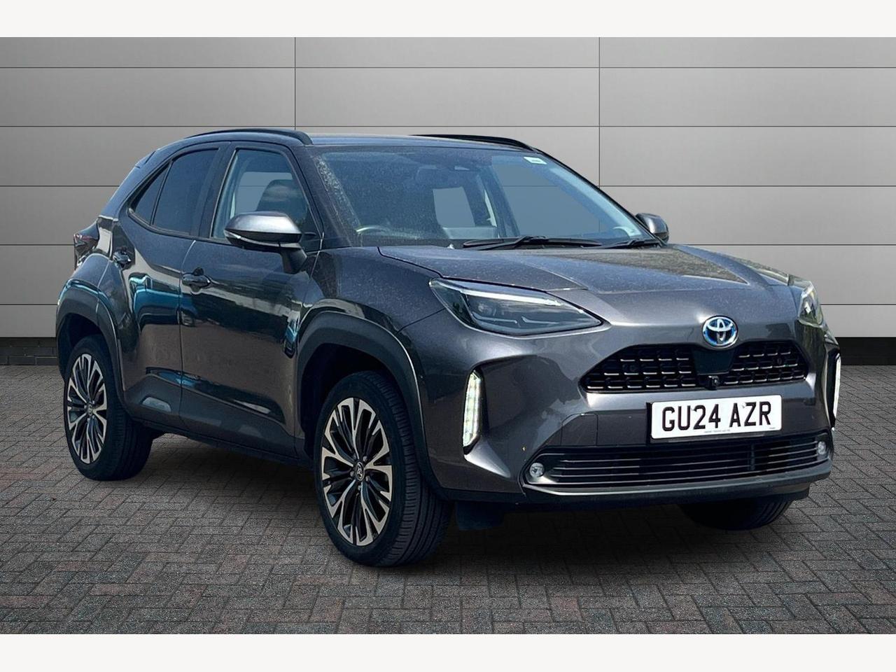 Main listing image - Toyota Yaris Cross