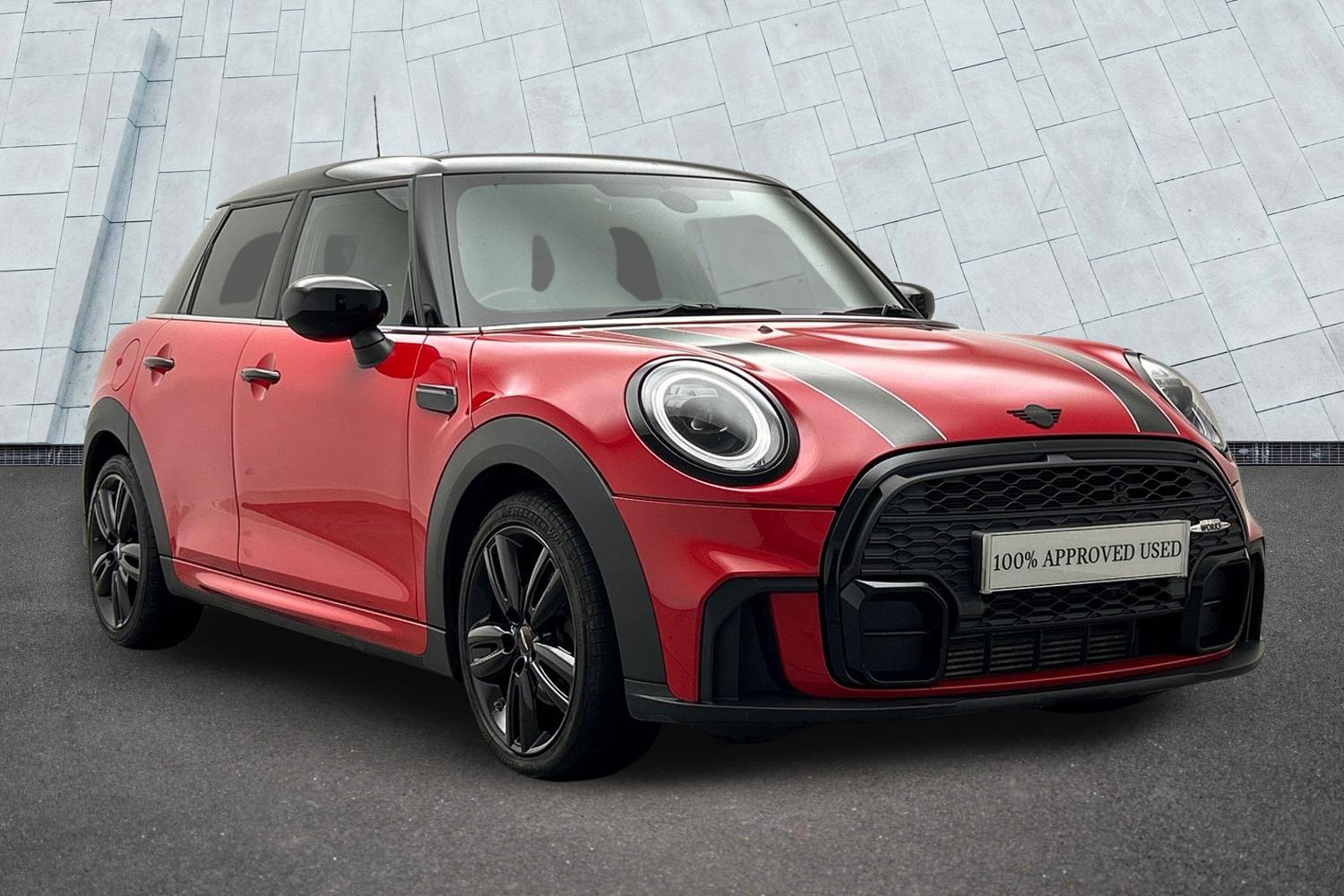 Main listing image - MINI Hatchback 5dr