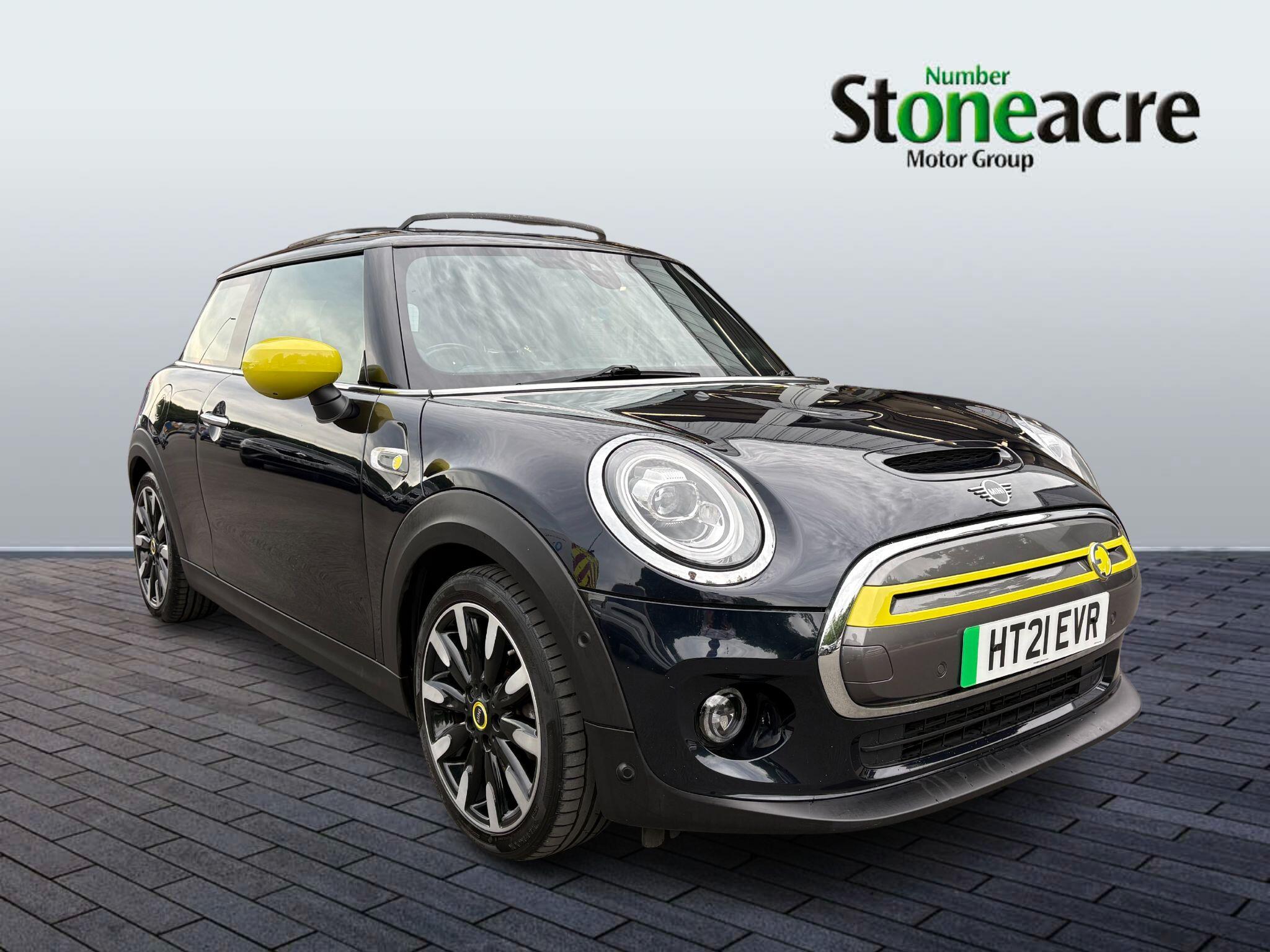 Main listing image - MINI Hatchback