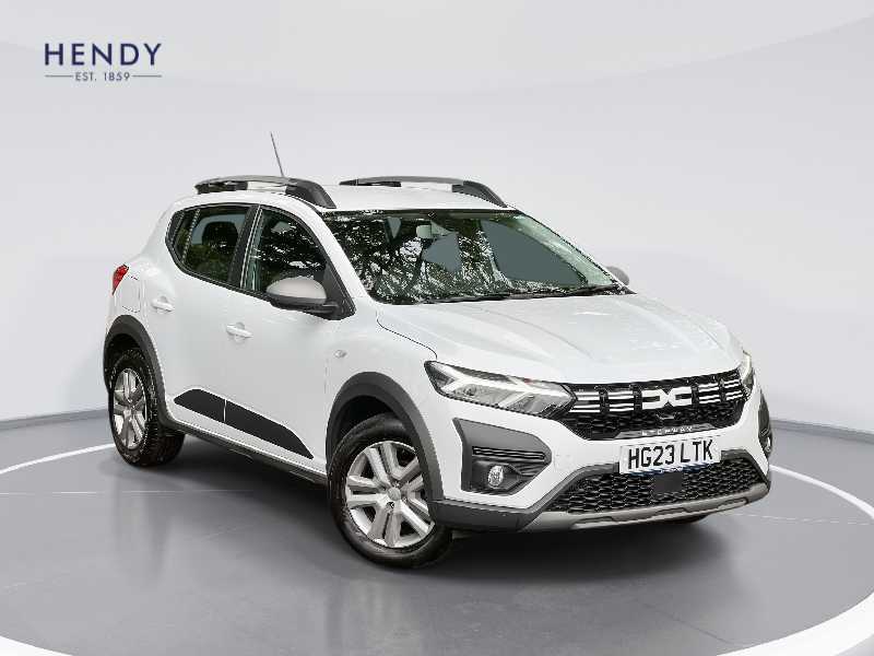 Main listing image - Dacia Sandero Stepway