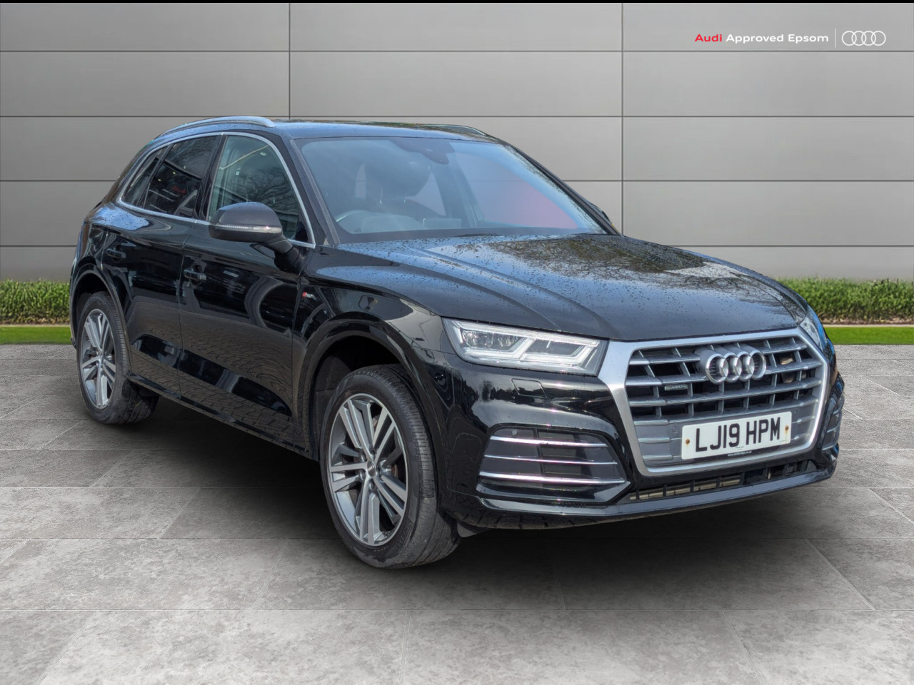 Main listing image - Audi Q5