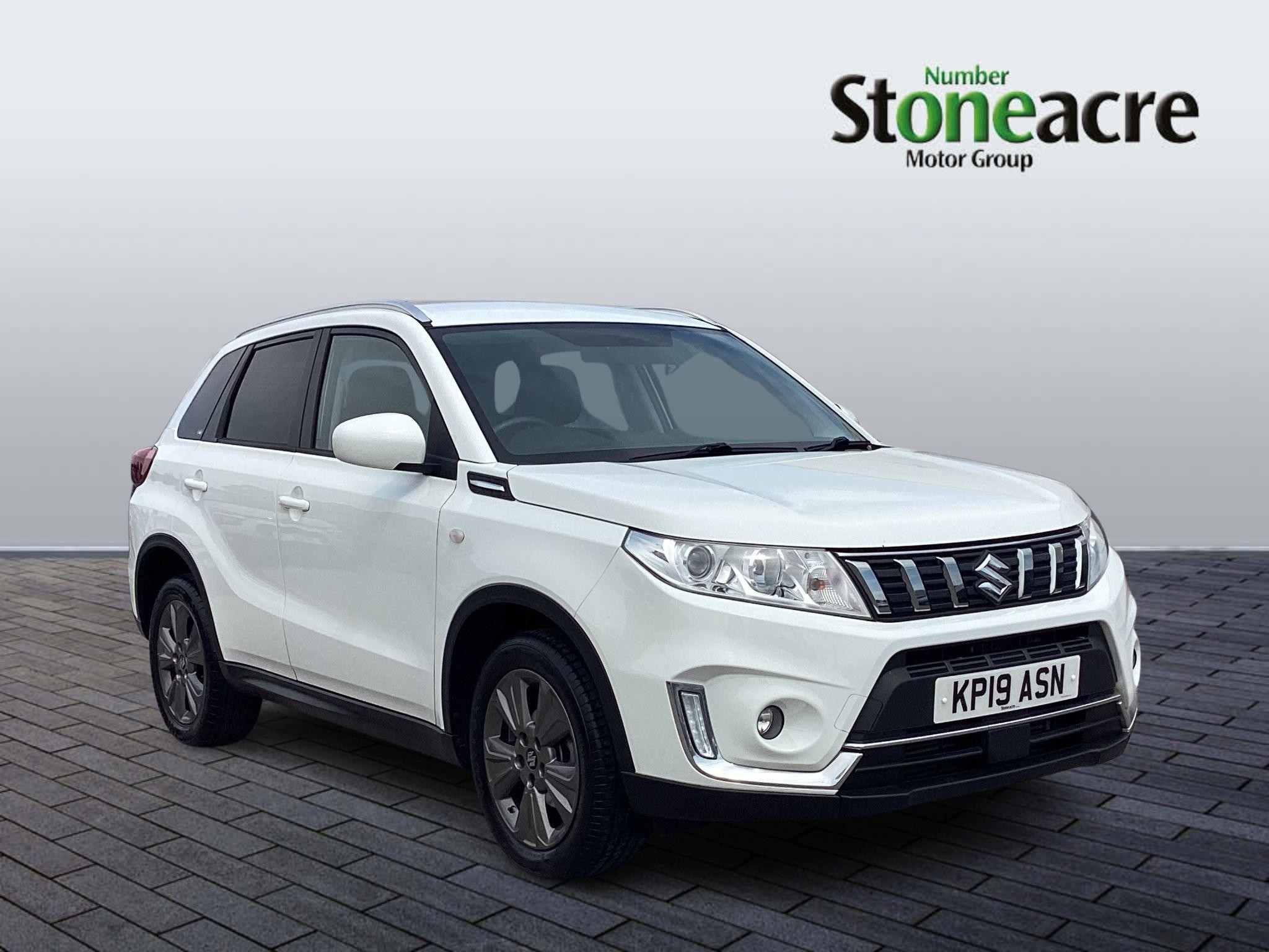 Main listing image - Suzuki Vitara