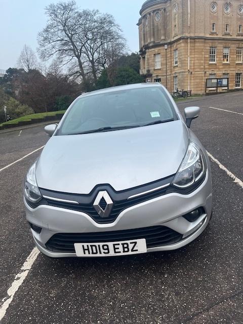 Main listing image - Renault Clio