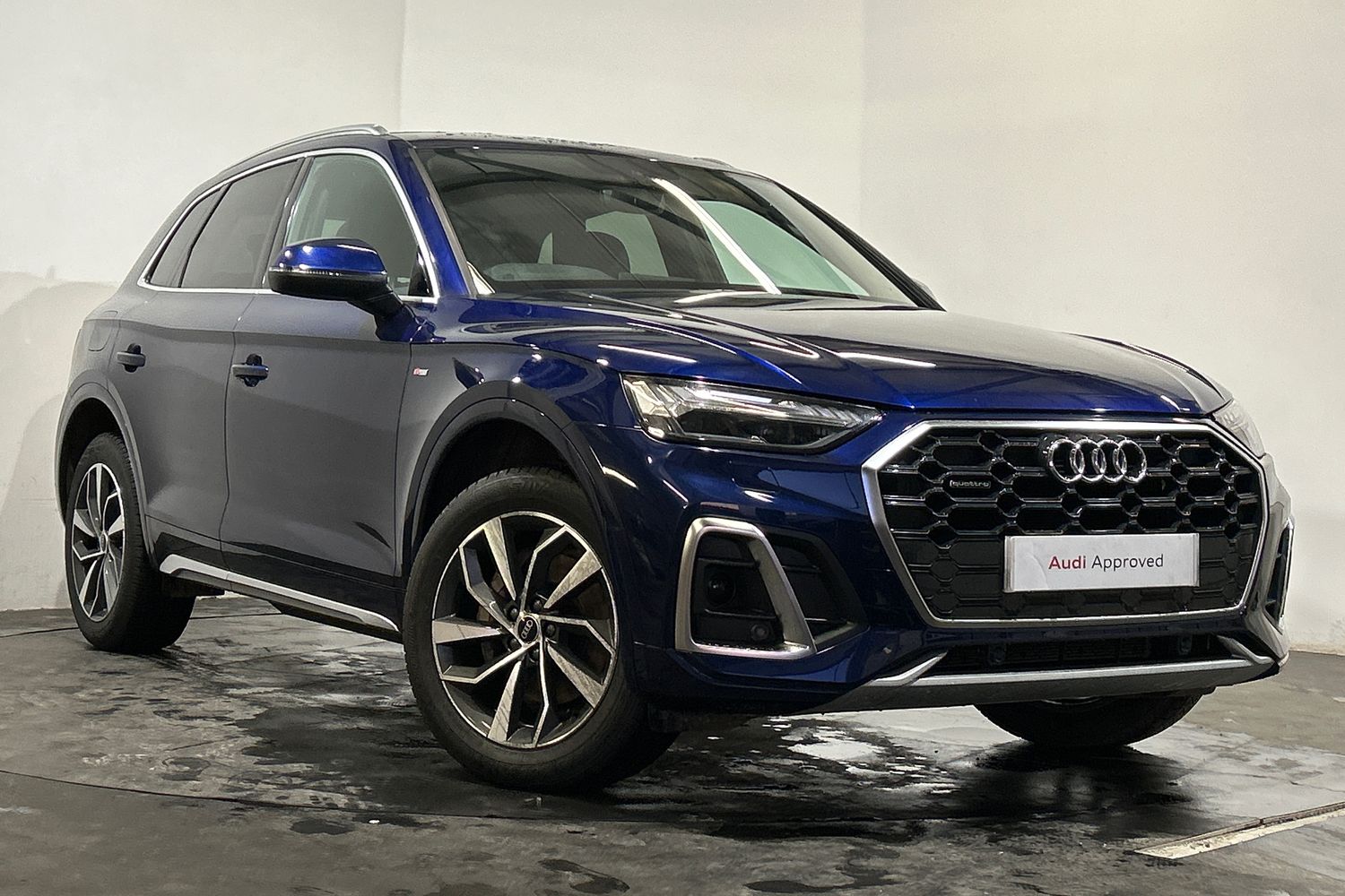 Main listing image - Audi Q5