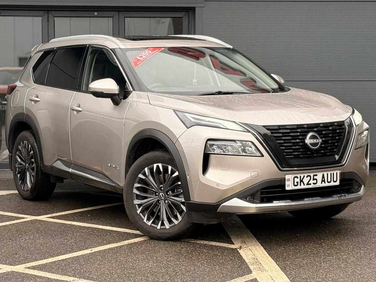 Main listing image - Nissan X-Trail