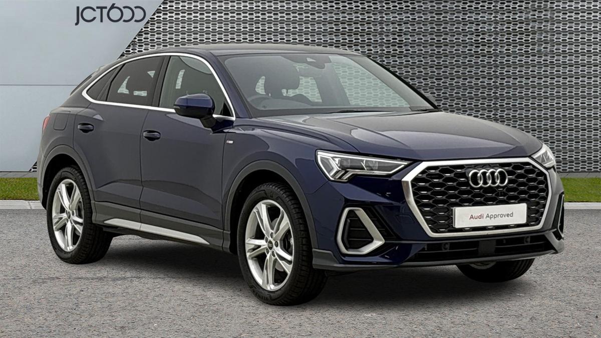 Main listing image - Audi Q3