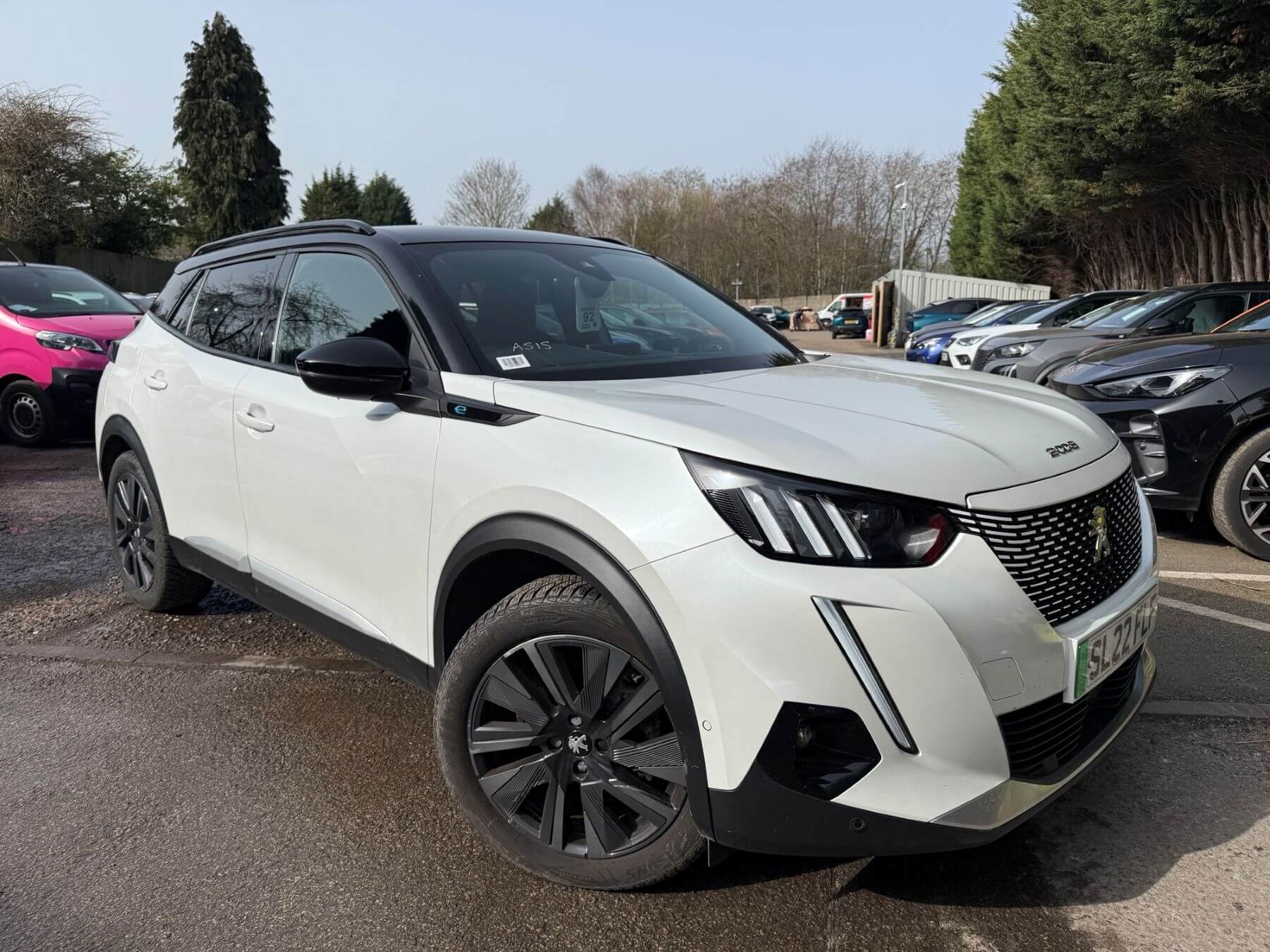 Main listing image - Peugeot e-2008