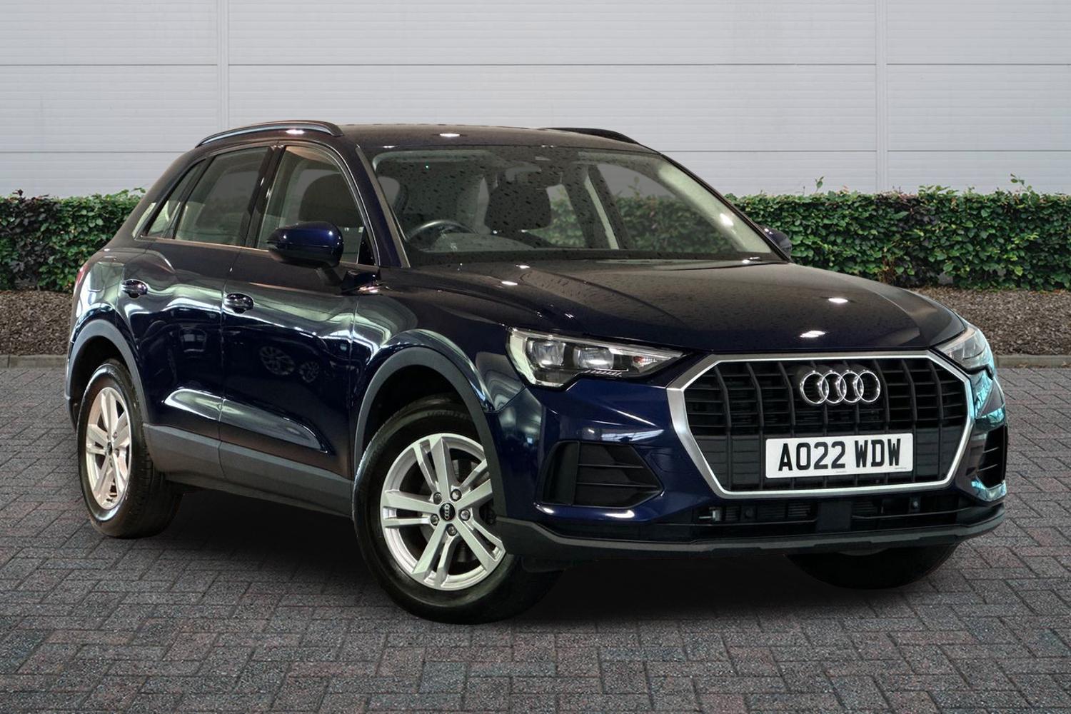Main listing image - Audi Q3