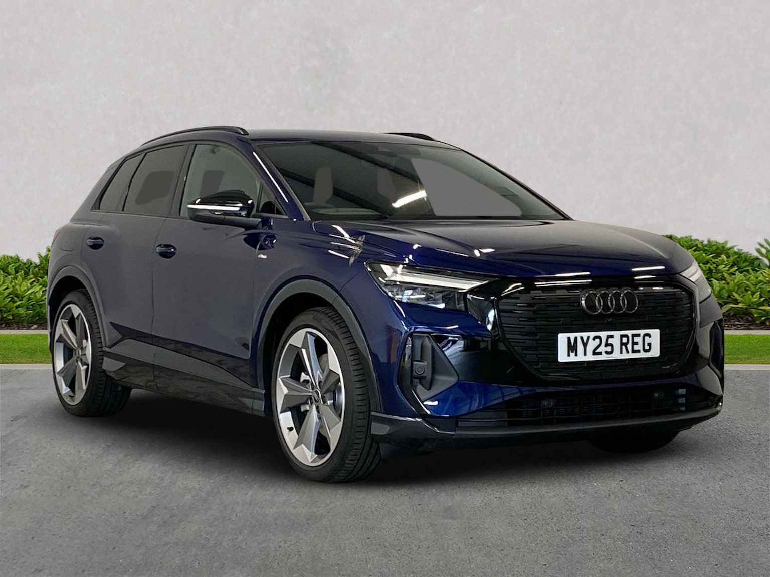 Main listing image - Audi Q4