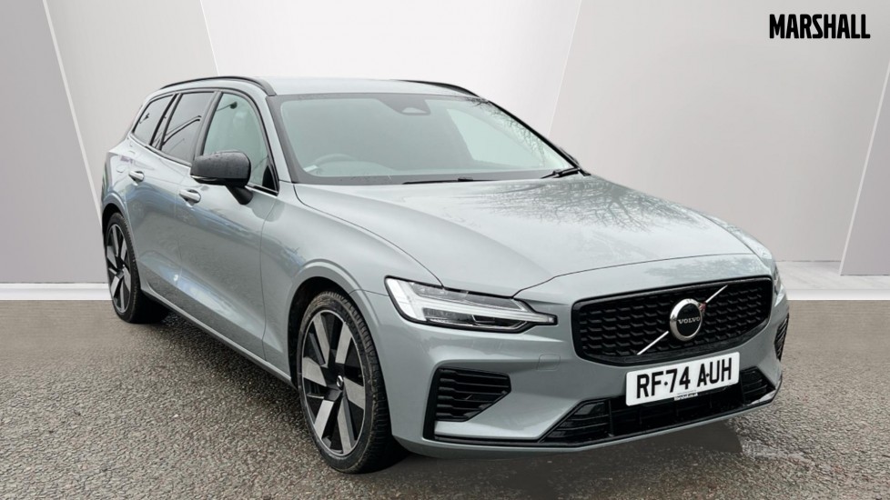 Main listing image - Volvo V60
