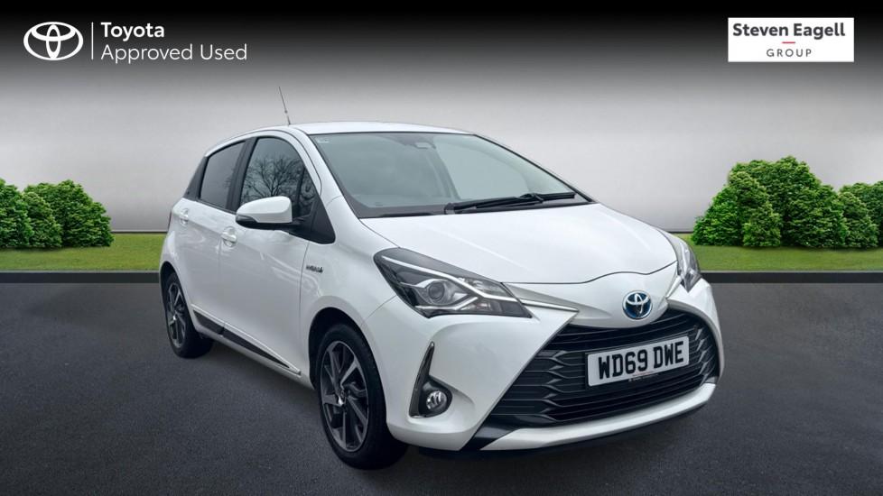 Main listing image - Toyota Yaris