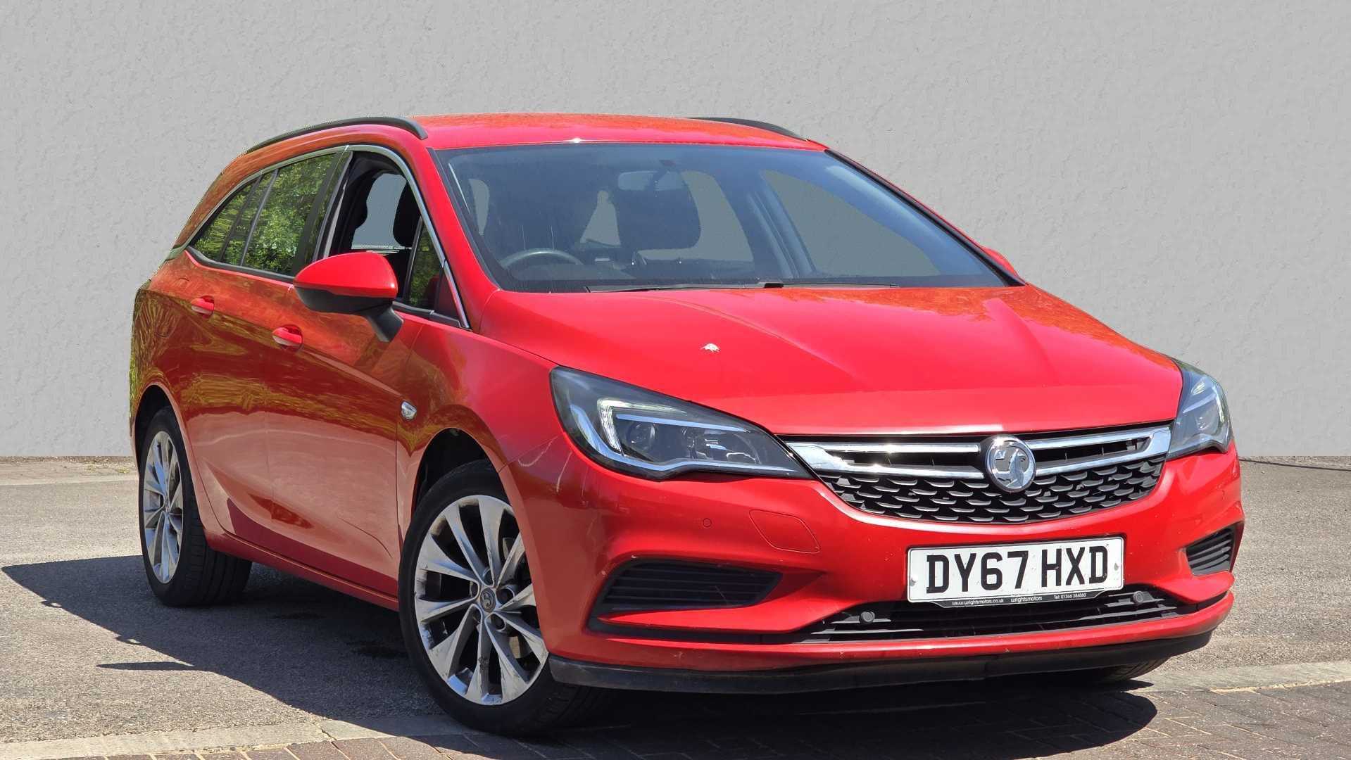 Main listing image - Vauxhall Astra Sports Tourer