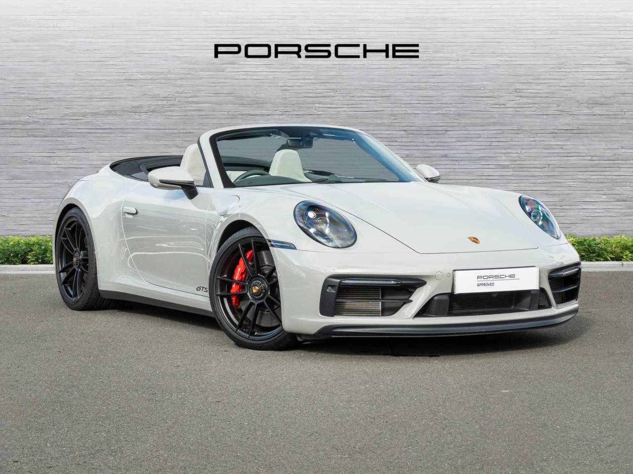 Main listing image - Porsche 911