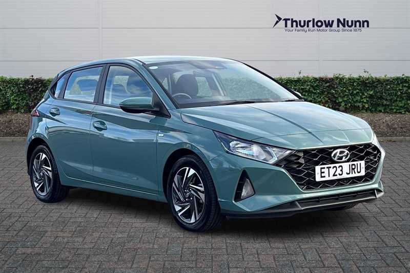 Main listing image - Hyundai i20