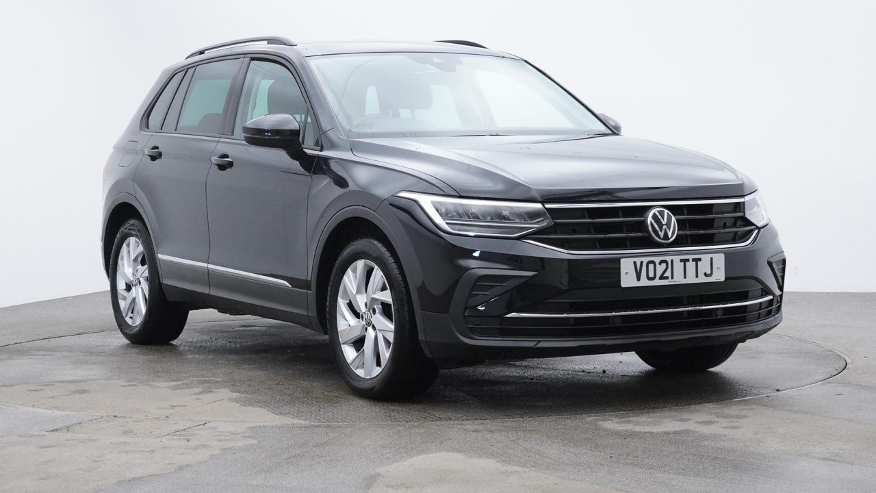 Main listing image - Volkswagen Tiguan