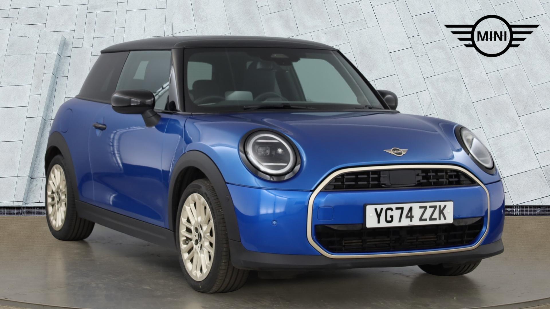 Main listing image - MINI Hatchback
