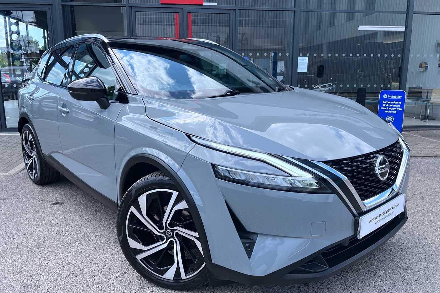 Main listing image - Nissan Qashqai