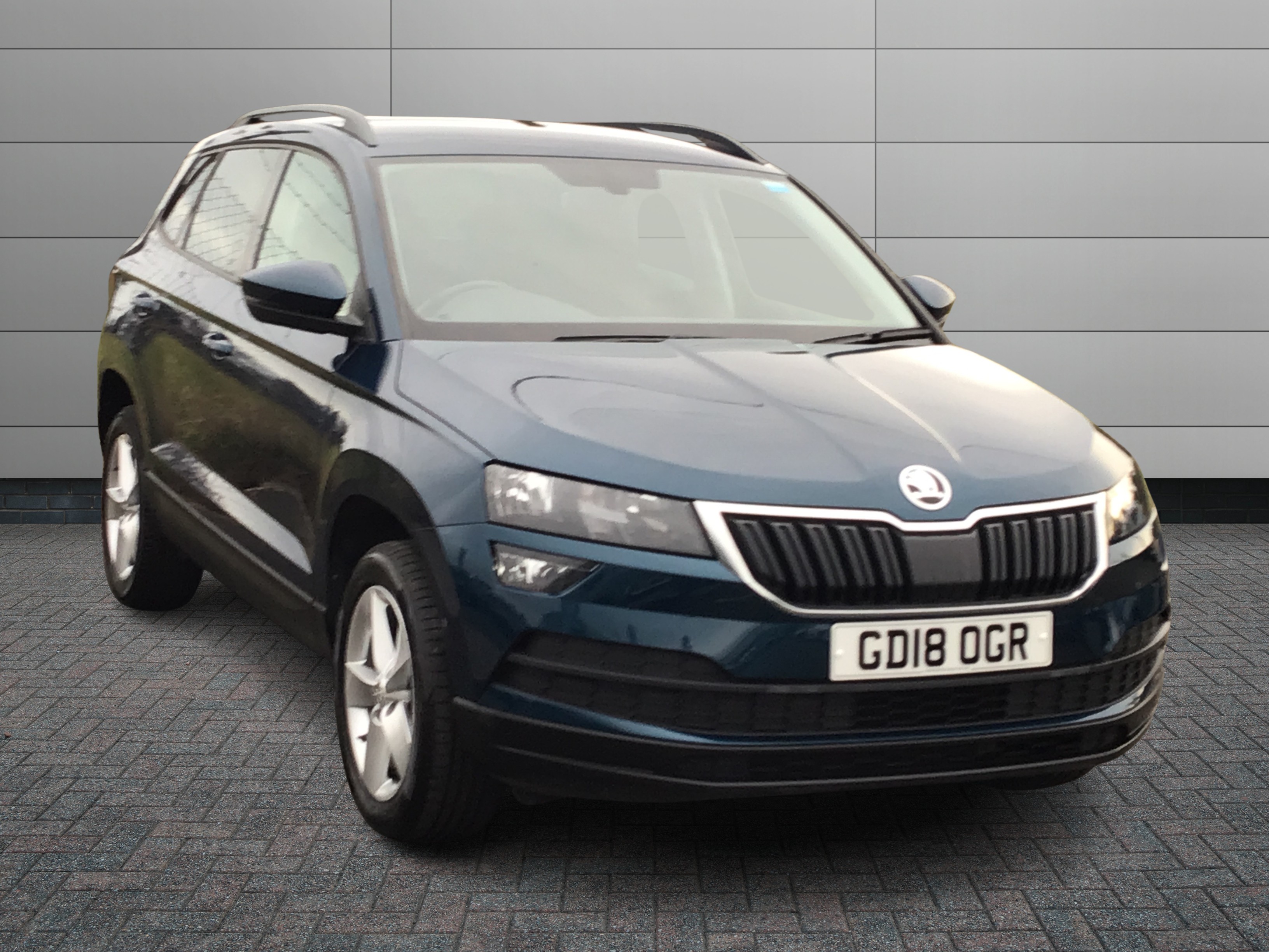 Main listing image - Skoda Karoq