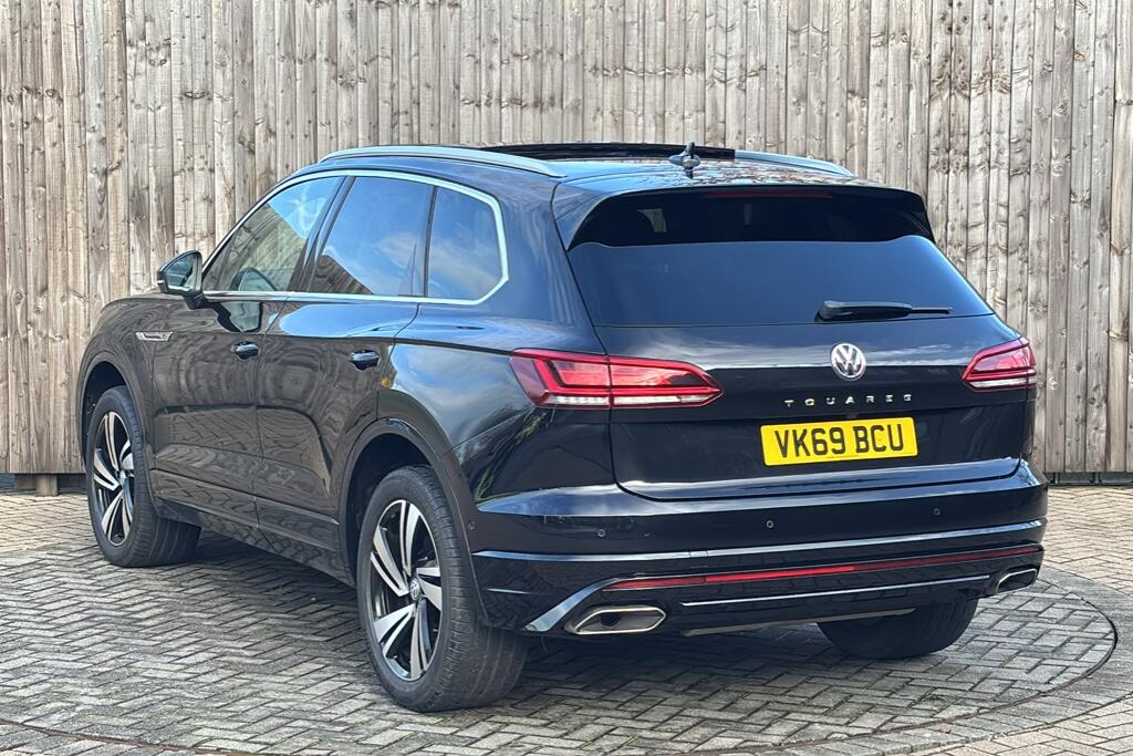Main listing image - Volkswagen Touareg