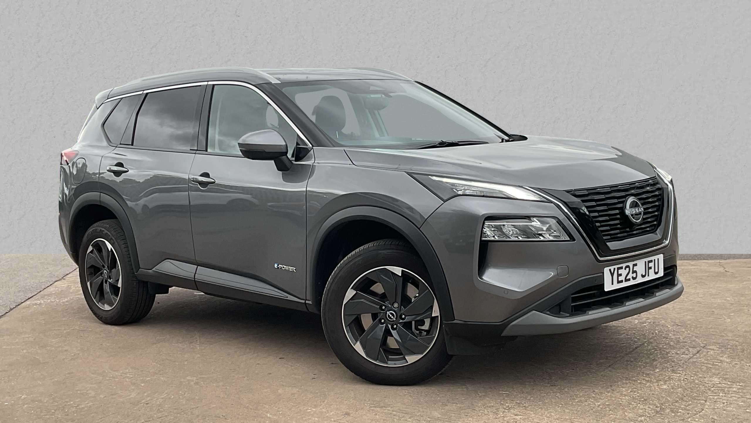 Main listing image - Nissan X-Trail