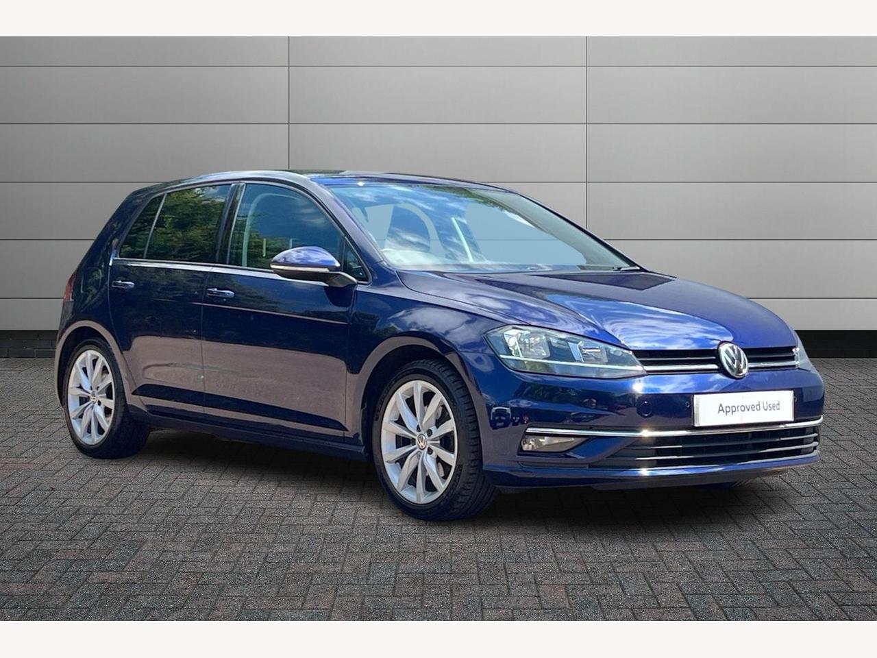 Main listing image - Volkswagen Golf
