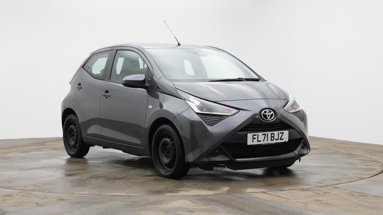 Main listing image - Toyota Aygo